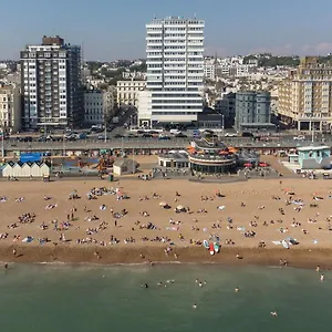 Otel Seafront By Ihg