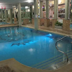 Otel Queens &